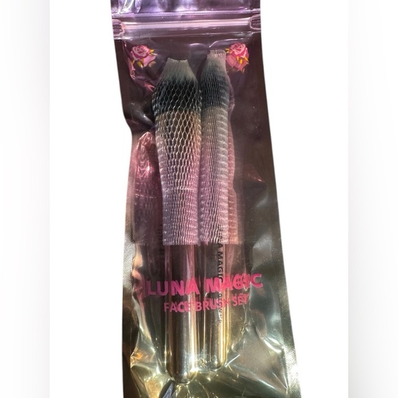 LUNA MAGIC BEAUTY Duo Face Brush Set Collection - Picture 6 of 10